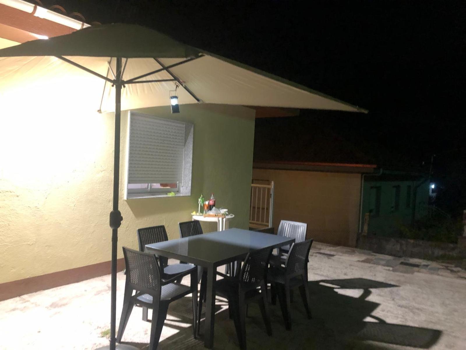 Secondary Home Lobios Εξωτερικό φωτογραφία